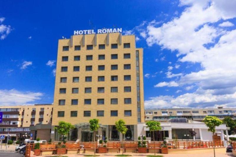 Hotel Roman By Dumbrava Business Resort Εξωτερικό φωτογραφία
